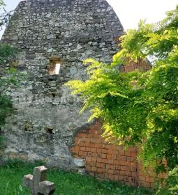 Zámolyi templomrom