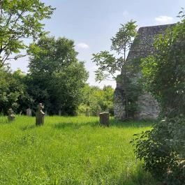 Zámolyi templomrom Zámoly - Külső kép