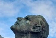 Zászlótartó Hőgyész