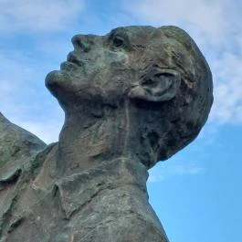 Zászlótartó Hőgyész - Egyéb