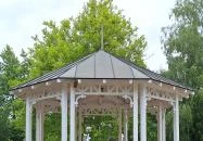 Zenepavilon Balatonszárszó