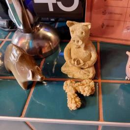 Zhu & Co, Budapest - Egyéb