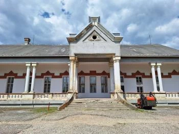 Zichy-kastély Zichyújfalu