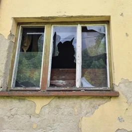 Zichy-kastély, Zichyújfalu - Egyéb