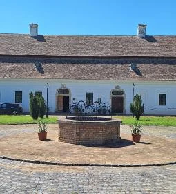 Zichy- (kis-) kastély