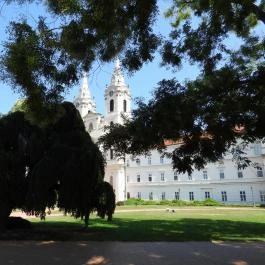 Ciszterci Látogatóközpont Zirc - Külső kép
