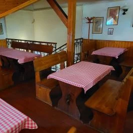 Zöld Kapu Vendéglő, Budapest - Belső