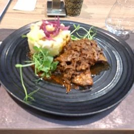 Zona Étterem, Bátaszék - Étel/ital