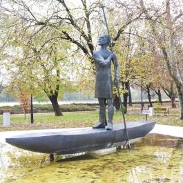Zounok Ispán szobra Szolnok - Külső kép