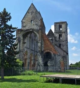 Zsámbéki Romtemplom és Kőtár