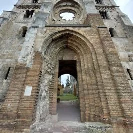 Zsámbéki Romtemplom és Kőtár Zsámbék - Külső kép