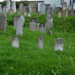 Zsidó temető Mád - Külső kép