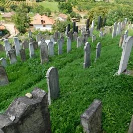 Zsidó temető Mád - Külső kép