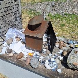 Zsidó temető, Sátoraljaújhely - Külső kép