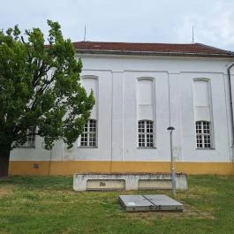 Zsinagóga Mezőtúr - Külső kép