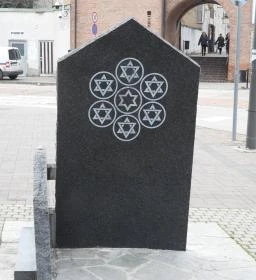 Zsinagóga-emlékmű