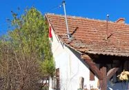 Zsombi tájháza Geszt