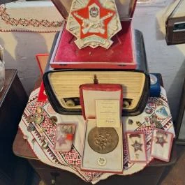 Zsombi tájháza Geszt - Egyéb