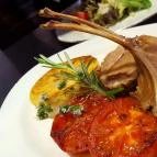 Tenkes Csárda Csarnóta - Étel/ital