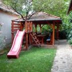 Kurta Apartman Noszvaj - Medence/kert