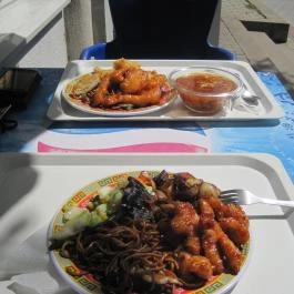 Lili Thai Gyorsétterem Tiszaújváros - Étel/ital