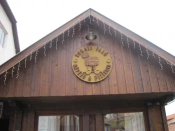 Tokaji Faló Kávézó & Pizzéria Tokaj