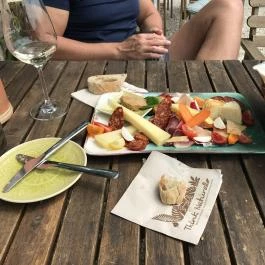 Csendes Dűlő Borterasz Badacsonyörs - Étel/ital