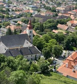 Sarlós Boldogasszony ferences kegytemplom