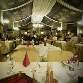 Puchner Kastélyszálló, Bikal - Vendéglátás