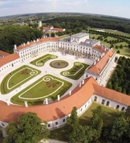 Esterházy-Kastély