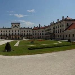 Esterházy Kastélyszálló Fertőd - Külső kép