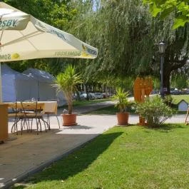 Hausmann Étterem Zamárdi - Külső kép