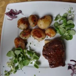 Holdfény Étterem Veresegyház - Étel/ital