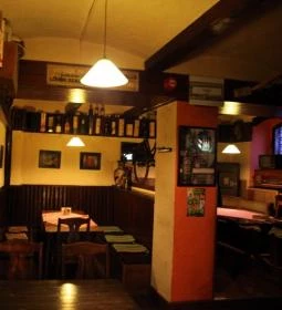 Kis Deák Étterem, Söröző & Borozó