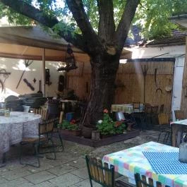 Korona Étterem Szentendre - Külső kép