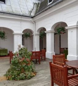 Platthy Kastélyszálló