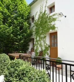 Sárffy Uradalmi Vendégház