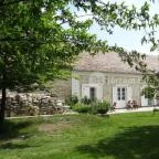 Sárffy Uradalmi Vendégház Dörgicse - Medence/kert