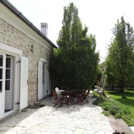 Sárffy Uradalmi Vendégház, Dörgicse - Medence/kert