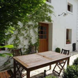 Sárffy Uradalmi Vendégház, Dörgicse - Medence/kert