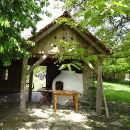 Sárffy Uradalmi Vendégház, Dörgicse - Medence/kert