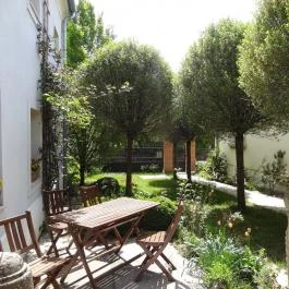 Sárffy Uradalmi Vendégház, Dörgicse - Medence/kert