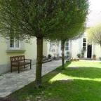 Sárffy Uradalmi Vendégház Dörgicse - Medence/kert