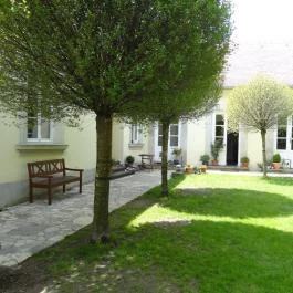 Sárffy Uradalmi Vendégház, Dörgicse - Medence/kert