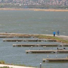 Velence Resort & Spa Velence - Medence/kert