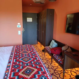 Mesés Shiraz Hotel, Egerszalók - Szobák