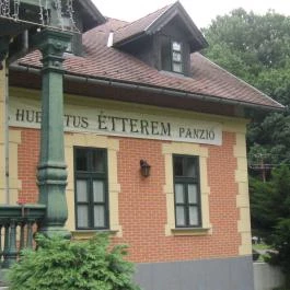 Szent Hubertus Panzió, Parádsasvár - Külső kép
