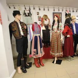 Kaláris Viselettár Szécsény - Egyéb