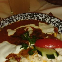 Nádas Étterem, Agárd - Étel/ital