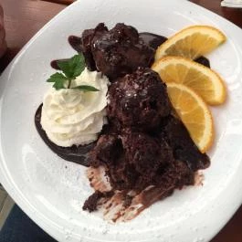 Öreg Favágó Kocsmája Tarján - Étel/ital